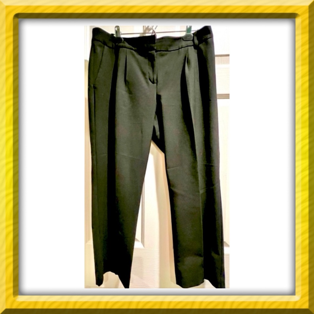 Pants capri - Express Design Studio black pleated pants - black - size 12 BOGO